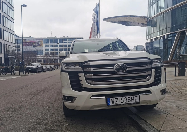 Toyota Land Cruiser cena 696468 przebieg: 1000, rok produkcji 2023 z Warszawa małe 326